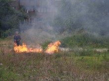 Регистрираха няколко пожара на сухи треви в региона