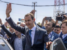 AP: Башар Асад пристигна в Китай, за да търси средства от Пекин