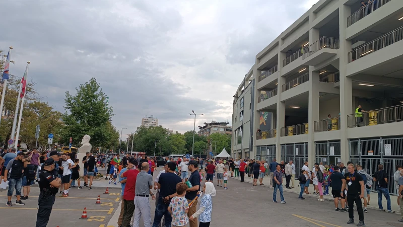 Спират движението по бул. "Източен" и още 4 улици за мача Ботев - ЦСКА-София