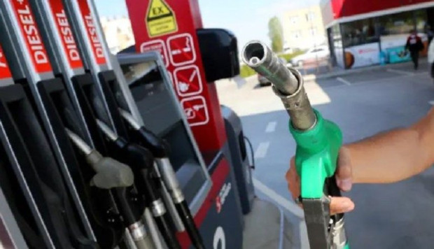 Масови проверки на инспектори по бензиностанциите в страната Те са провокирани