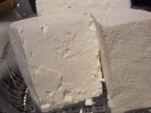 "Биволско сирене" без нито грам биволско мляко е засечено на българския пазар
