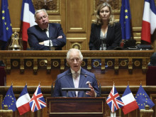 Крал Чарлз III призива Франция за съвместна борба срещу "глобалните проблеми"