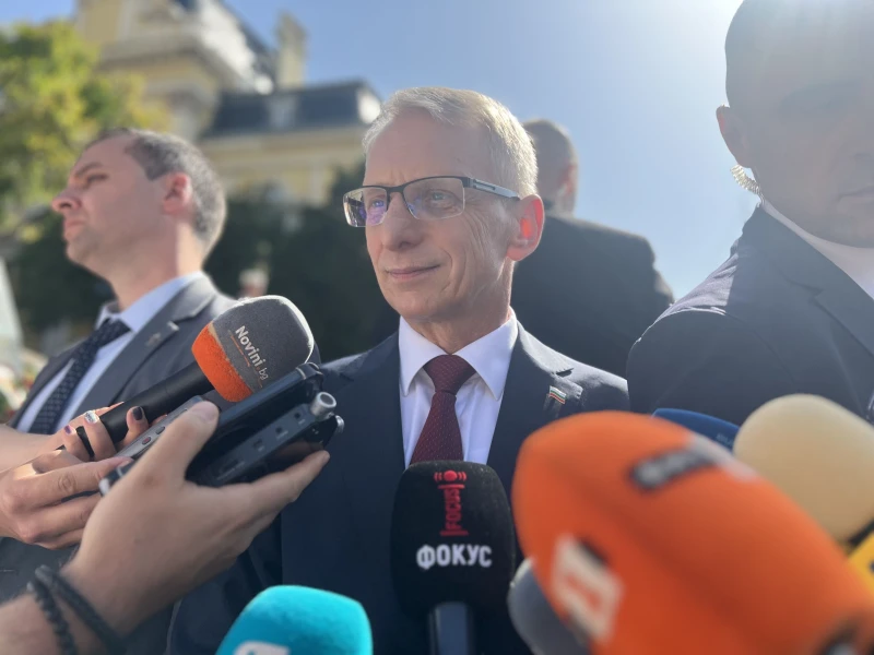 Денков: Президентът много често казва неща, които не са верни