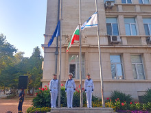 Издигнаха националния трибагреник за Независимостта във Варна