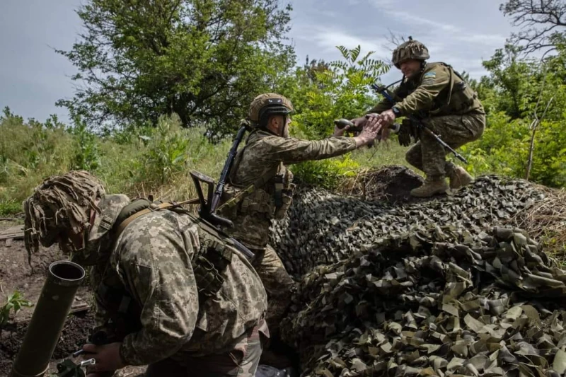 Politico: Украйна обвинява обучението на НАТО за провала на контранастъплението