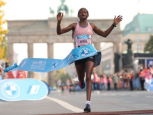 Етиопка счупи световния рекорд на Берлинския маратон