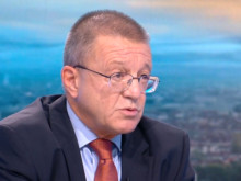 Бойко Ноев: Не споделям аргументите за оставката на шефа на ДАНС