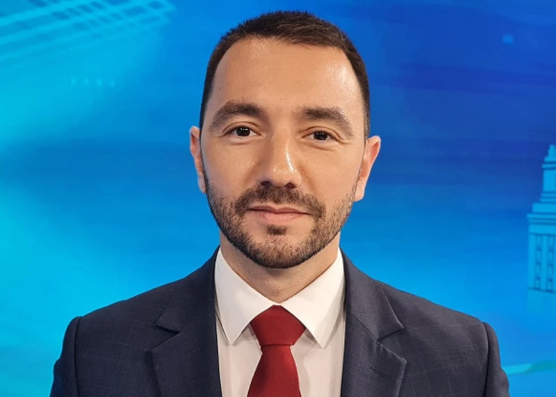 Антон Хекимян: Днес влизам в полето на политиката и съм готов да отговарям на всички въпроси