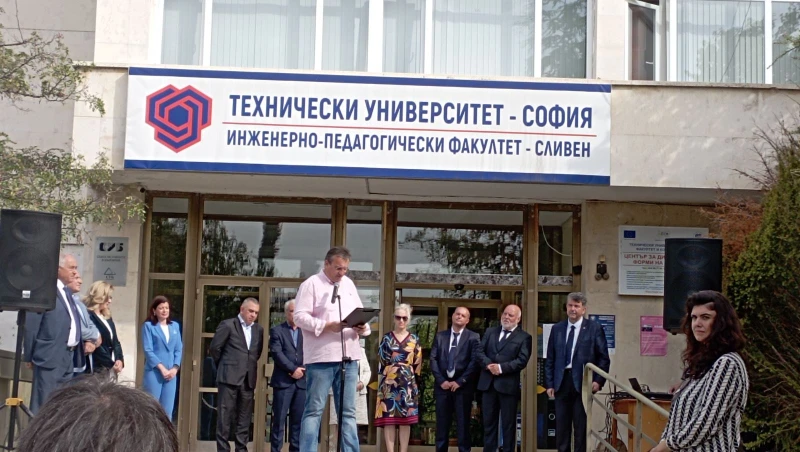Кандидатът за кмет на Сливен от левицата Минчо Афузов предложи на учени сътрудничество в новия бизнес парк