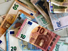 Експерт: С приемането на еврото българите няма да обеднеят