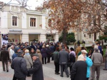 Старческите домове препълнени, трудно е да се вредиш