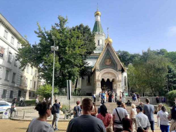 От БПЦ трябва да изискат ключовете за Руската черква Дори