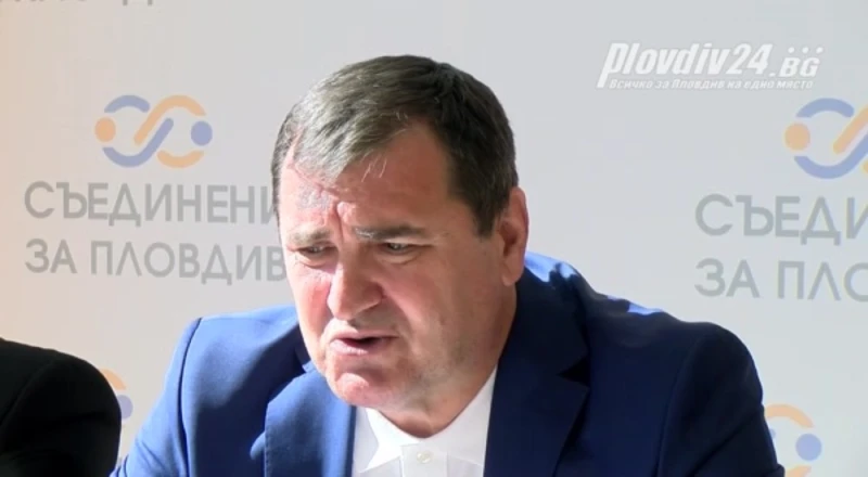 Славчо Атанасов: Блокове в "Западен" са толкова нагъсто застроени, че хората си подават ръцете през терасите