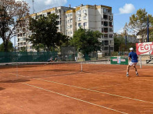 Две български победи на тенис турнира в Пазарджик