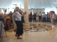 Пловдивска община зарадва близо 500 пенсионери