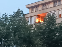 Пожар пламна в апартамент в Казанлък