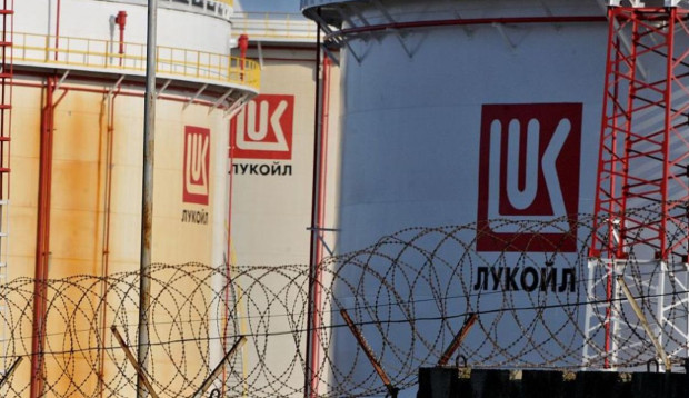 България се отказва от дерогацията за внос на руски петрол