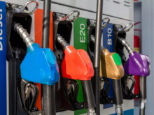 Енергиен експерт: И производство на горива в България е поставено под риск, започва една трудна логистика