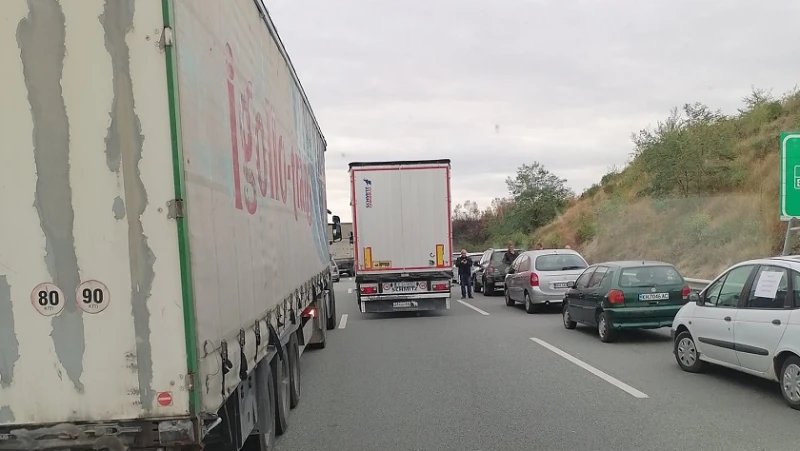 Приключи протестът на енергетици и миньори край Дупница