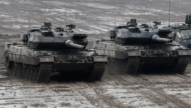 Reuters: Украйна примамва западните оръжейни производители да трансформират отбранителната индустрия