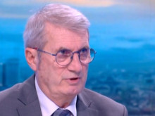 Хинков: Не съм обмислял оставката си