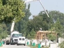 РДНСК бута мавзолея на Цар Киро