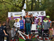 Кметът на Ловеч награди най-малките участници в състезанието "Деца на колела"