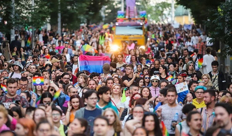 НСИ преброи 1428 гей двойки в България