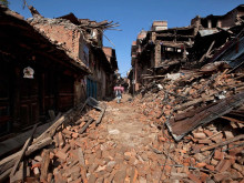 Земетресение от 5,7 по Рихтер удари Непал, усетено е и в Делхи