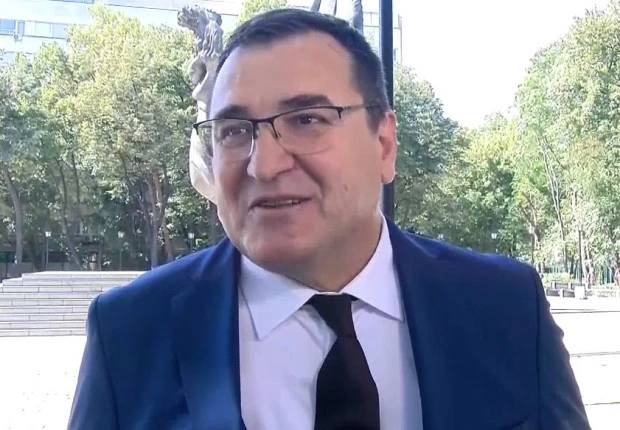 Петър Троянов: Славчо, знаеш ли кой ти плаща кампанията?