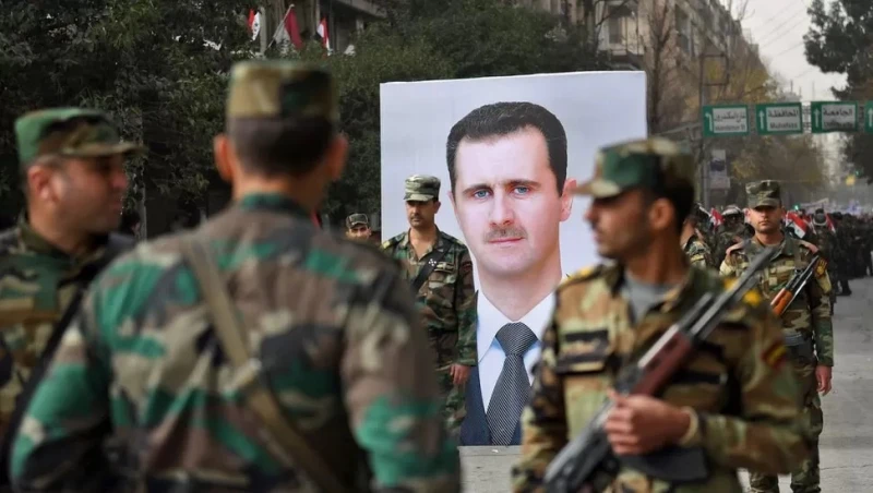 Атака с дронове срещу военна академия в Сирия уби 78 души