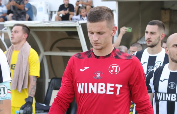 Лудогорец иска вратаря на Локомотив