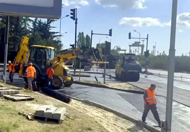 Приключва ремонтът на кръстовището на бул Девня за качване към