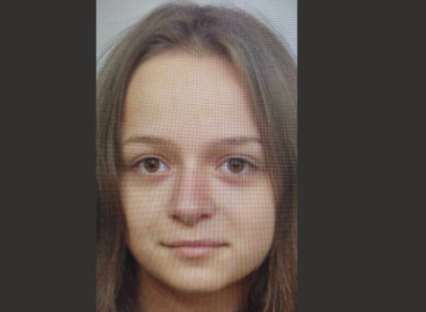 РУ Сливен издирва Николета Костадинова Палова на 16 години от град