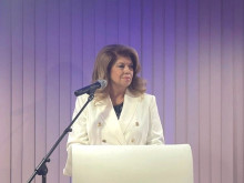 Илияна Йотова: България не е малка държава и има много потенциал