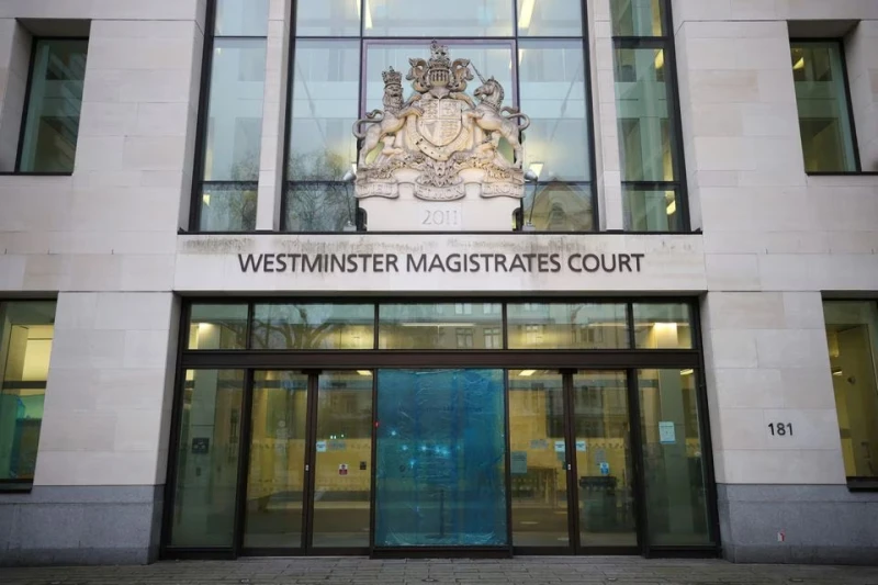 Петимата българи, обвинени в шпионаж се изправиха, пред съда в Лондон