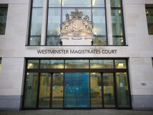 Петимата българи, обвинени в шпионаж се изправиха, пред съда в Лондон