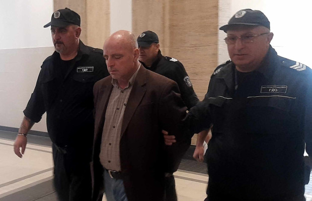 Съдът реши да освободи прокурорът от Перник Бисер Михайлов поради липса