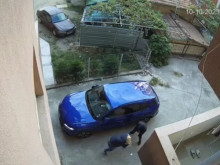 Кадри от охранителна камера показаха жестокия бой над бизнесдама