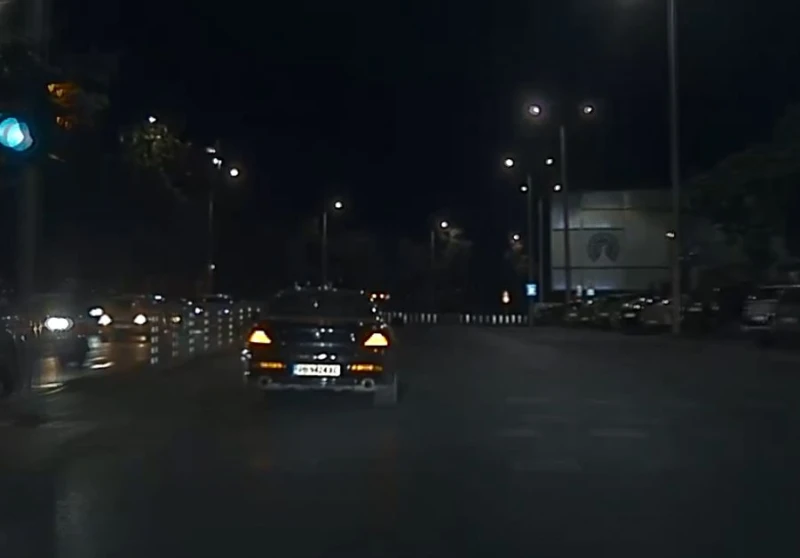 Читател към шофьор на BMW: Ами, ако и аз бях решил да тръгна по-рязко?