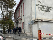 Евакуираха училище в Русе заради сигнал за бомба