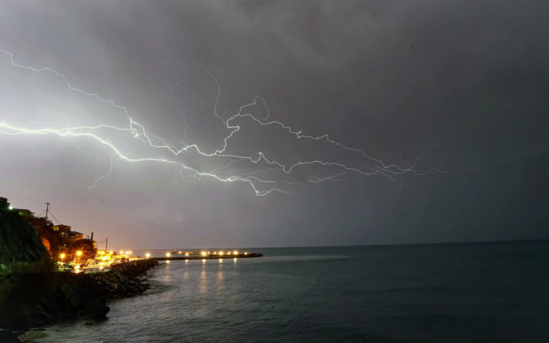 Предупредиха гърците за нови опасни бури