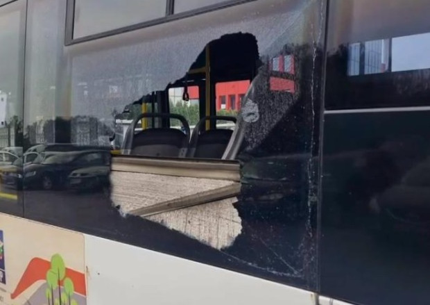 TD Ново нападение над автобус на градския транспорт в Пловдив По