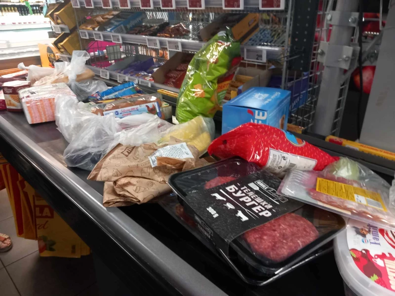 Всяка седмица седем продукта ще бъдат на достъпна цена в големите магазини