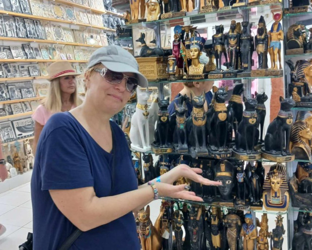 Египет е предпочитана дестинация за почивка от много българи  Пазаруването в