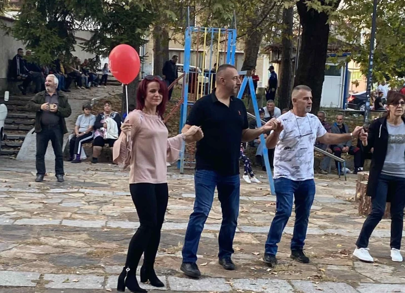 Петко Чирпанлиев в Тополово: Подкрепям амбицията на Мария Вълканова да работим за жителите на цялата община