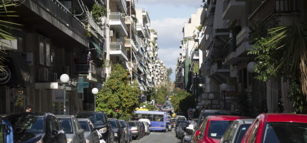 В Гърция хиляди жилища стоят празни а същевременно наемите в големите