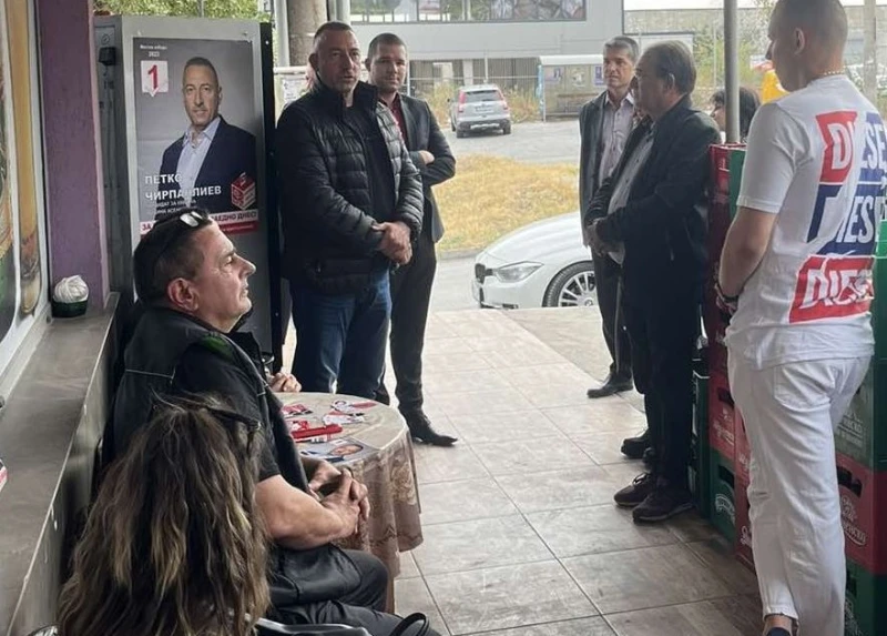 Петко Чирпанлиев в квартал Долни Воден: Грижа на общината е състоянието на спортно-техническата база, но не с кърпежи, а комплексни решения