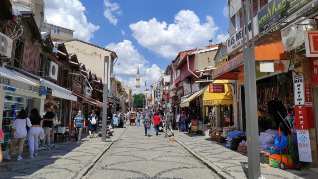 Мебели на три пъти по ниски цени от Турция поръчват българи