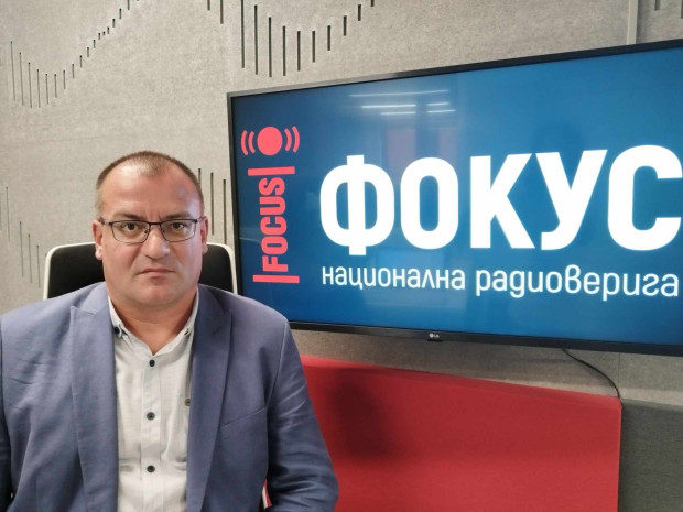 Димитър Маринов: Не знам защо се скача срещу генеричната замяна на лекарства